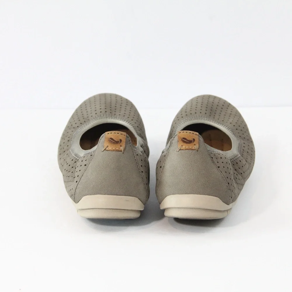 Clarks Unstructured Ballet Flats sz 6.5 Women Slip On Shoes casual work